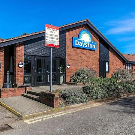 Days Inn Hotel Gretna Green Bagian luar foto