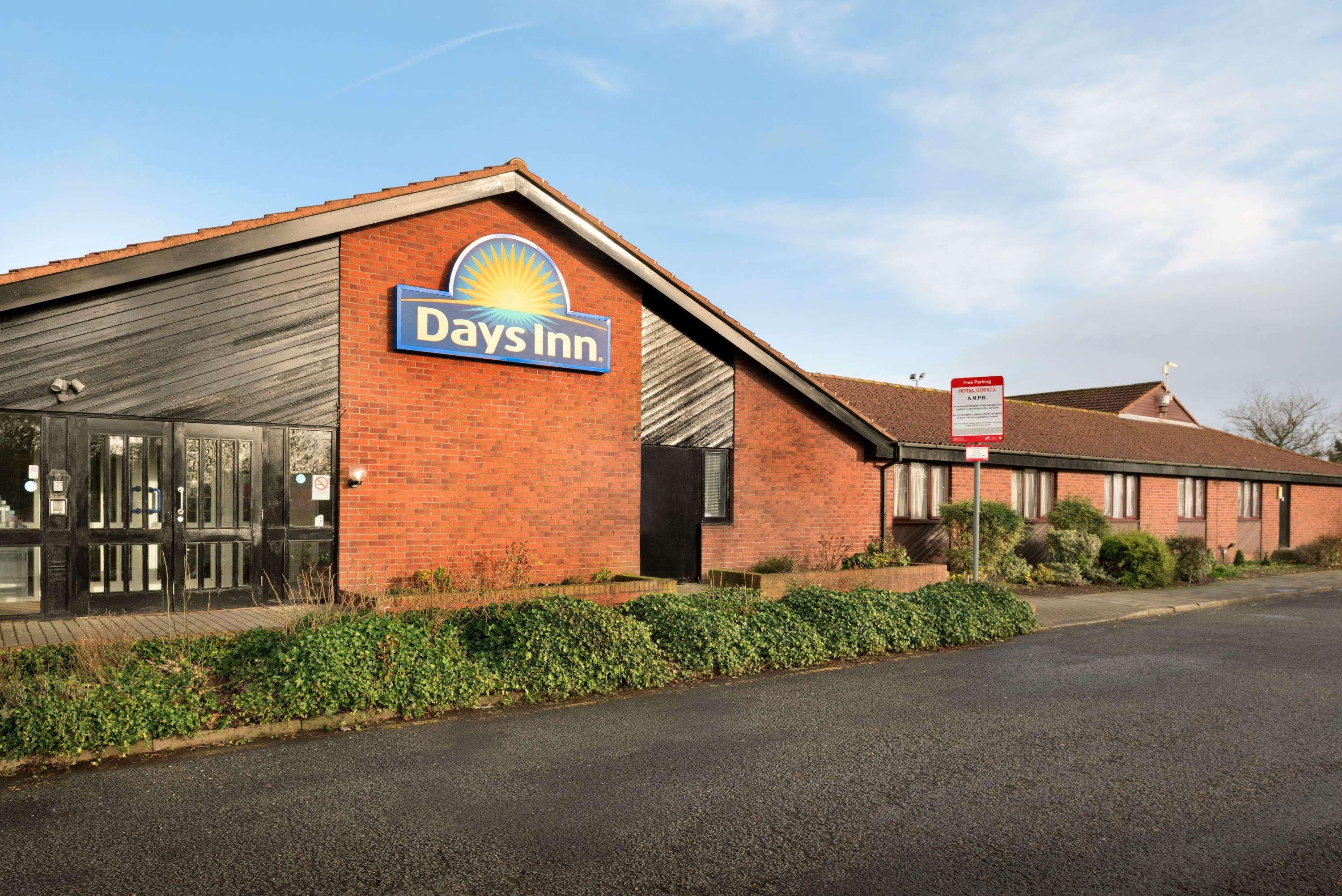 Days Inn Hotel Gretna Green Bagian luar foto
