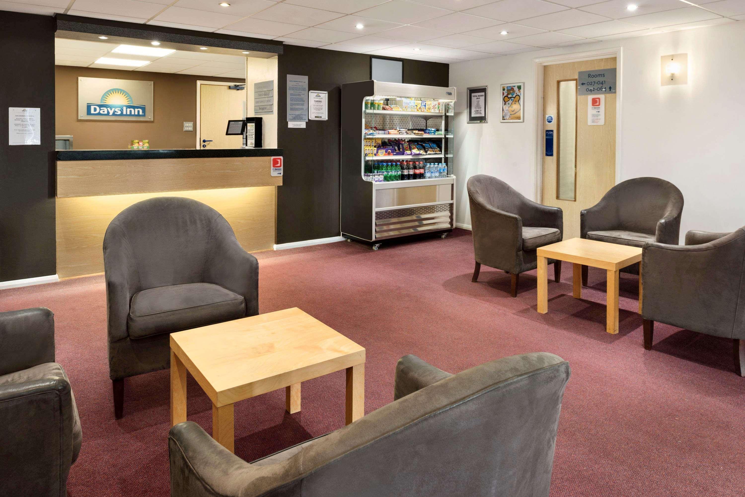 Days Inn Hotel Gretna Green Bagian luar foto