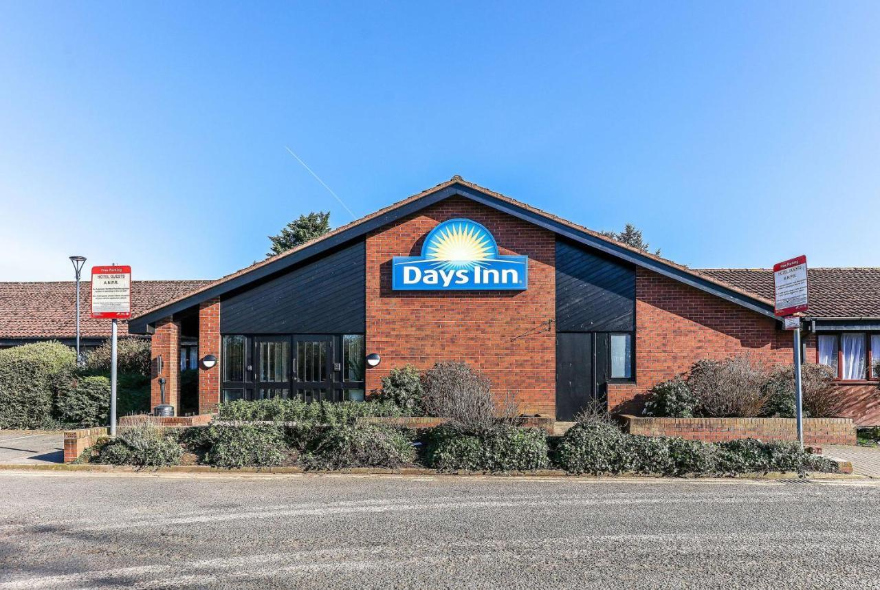 Days Inn Hotel Gretna Green Bagian luar foto