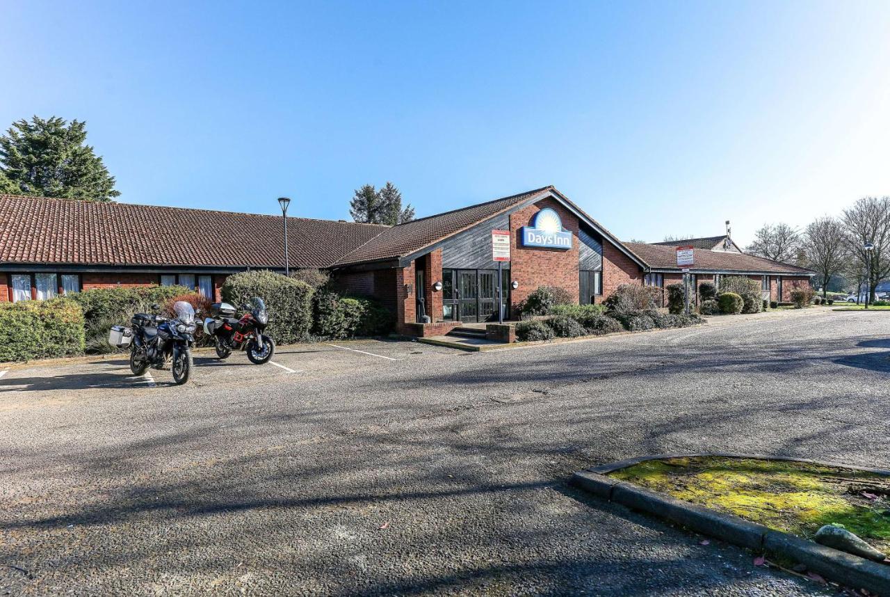 Days Inn Hotel Gretna Green Bagian luar foto