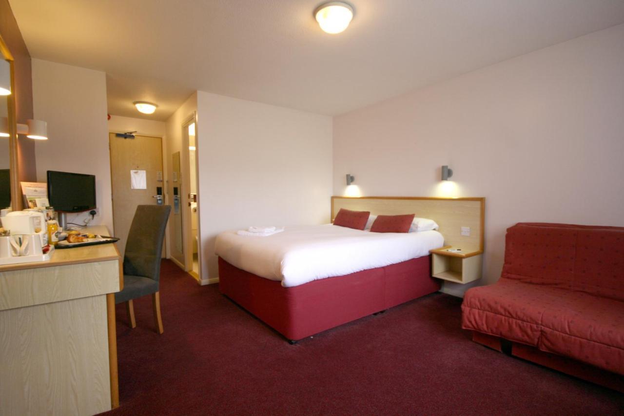 Days Inn Hotel Gretna Green Bagian luar foto
